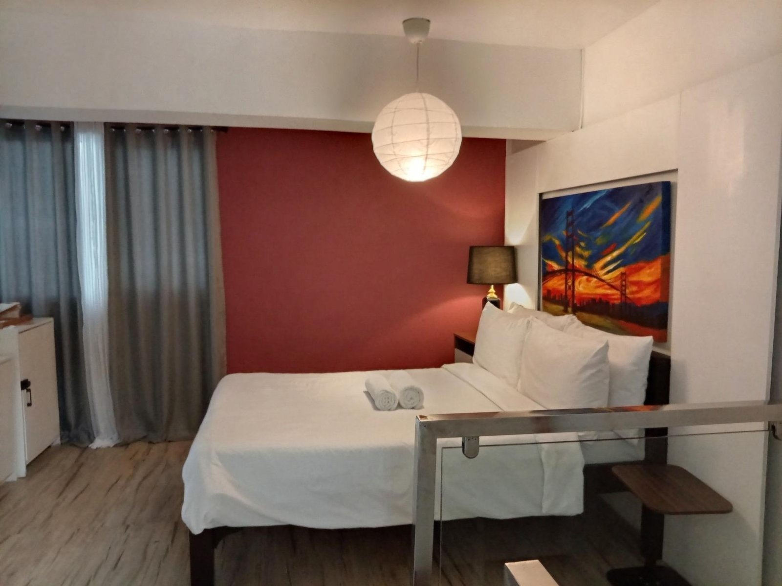 L1 Twin Bed Staycation in BGC