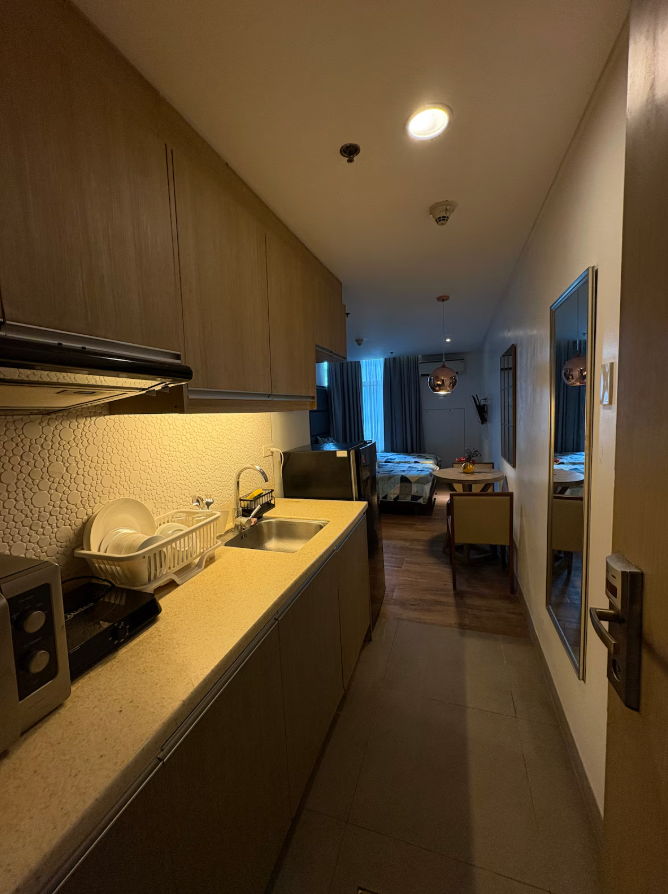Modern Condo in Poblacion Makati
