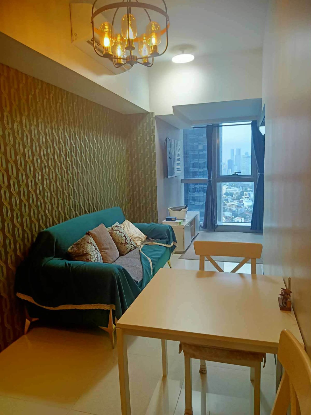 FOR SALE | Fully Furnished 1BR | Uptown Parksuites Tower 1, BGC