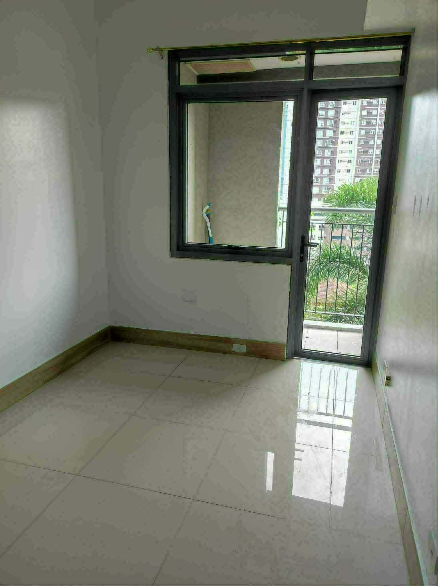 2 Bedroom in Park West BGC Taguig Condo for Sale