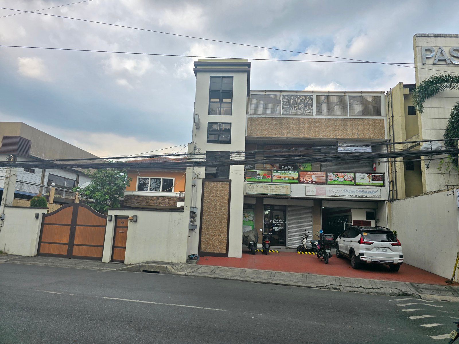 Commercial property in Pasig near City Hall